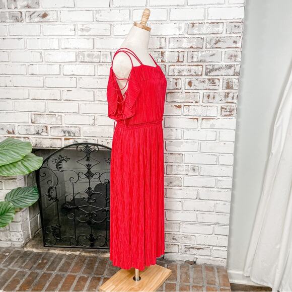 Express Vibrant Red A-Line Crinkle Material Laced Shoulders Retro Midi Dress M - Picture 4 of 9